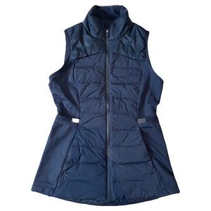 LULULEMON Down for it All Vest in Black, Size 4